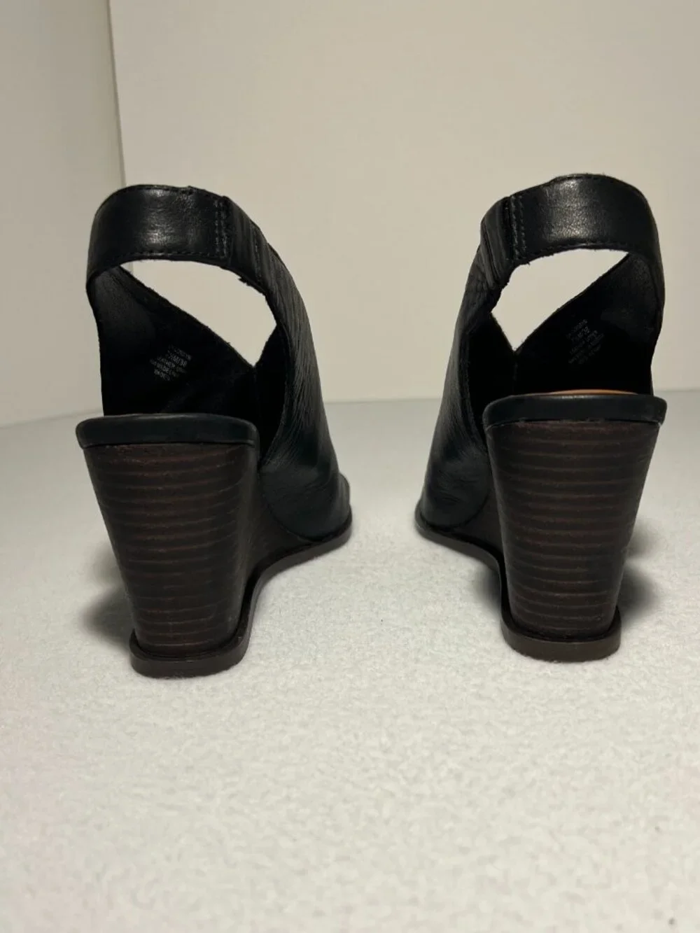Lucky Brand Women’s 7.5M Black Lordyn Slingback Wedge Leather Open-Toe Peep Heel